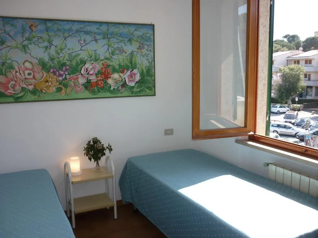 Appartamenti Marilise Porto Azzurro 2*,  Italy