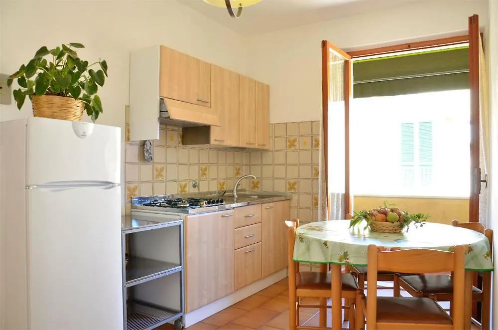 Aparthotel Appartamenti Marilise Porto Azzurro